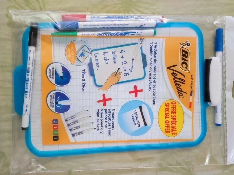 Velleda erasable double-sided slate brand new + 5 pencils + eraser – photo 3